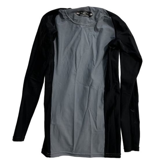 Easton Boys Black/Gray Baseball Compression Shirt - Medium - Picture 1 of 4